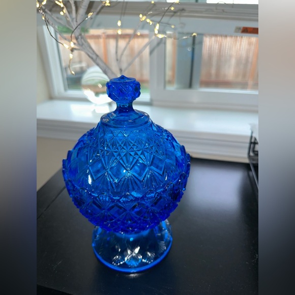 Blue Vintage Glass Bowl & Lid - Picture 2 of 4